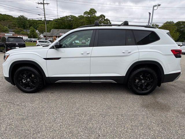 new 2025 Volkswagen Atlas car, priced at $49,411