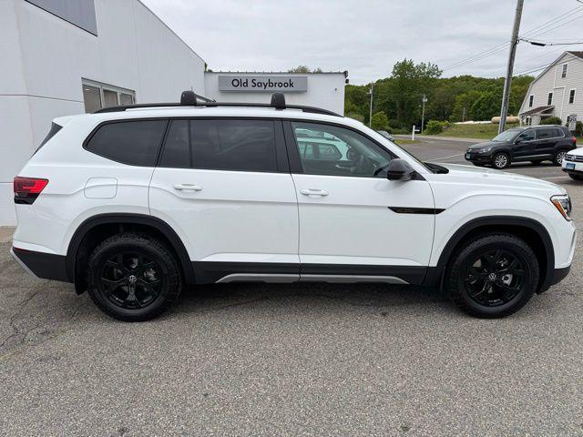 new 2025 Volkswagen Atlas car, priced at $49,411