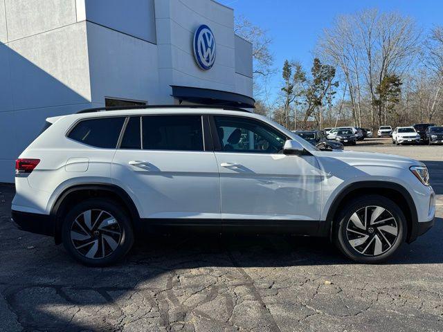 new 2025 Volkswagen Atlas car, priced at $43,435