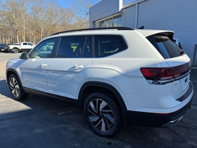 new 2025 Volkswagen Atlas car, priced at $43,435