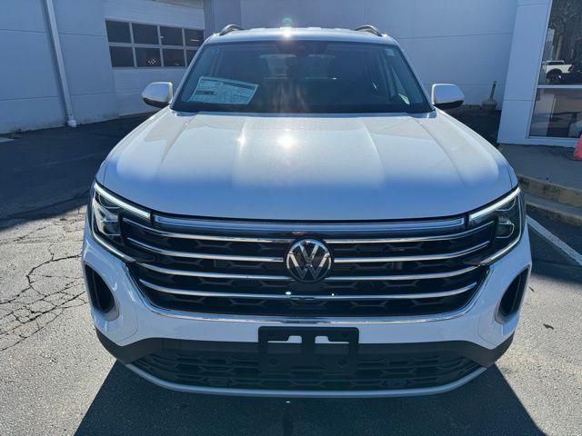 new 2025 Volkswagen Atlas car, priced at $43,435