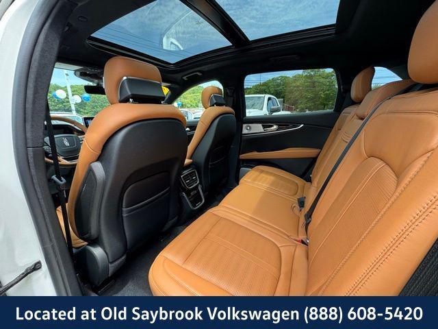 used 2022 Lincoln Nautilus car, priced at $43,931