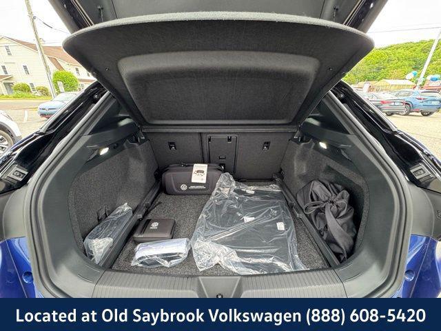used 2021 Volkswagen ID.4 car, priced at $25,956