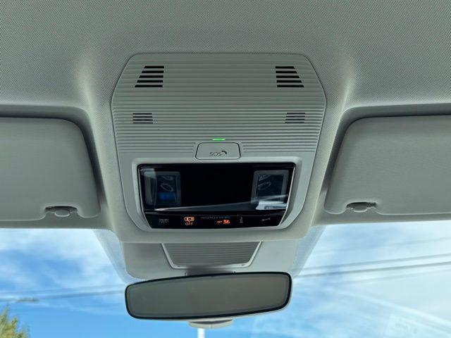 new 2025 Volkswagen Tiguan car, priced at $35,182