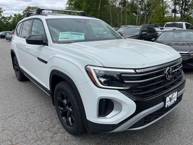 new 2025 Volkswagen Atlas car, priced at $49,641