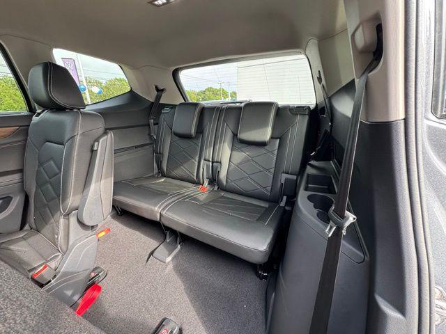 new 2025 Volkswagen Atlas car, priced at $43,695