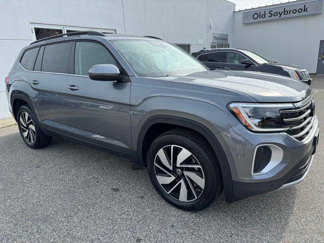 new 2025 Volkswagen Atlas car, priced at $43,695