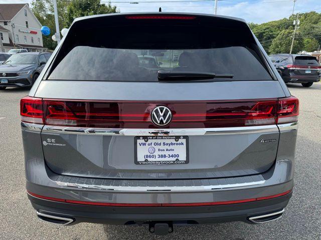 new 2025 Volkswagen Atlas car, priced at $43,695