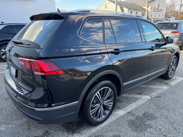 new 2024 Volkswagen Tiguan car, priced at $33,428