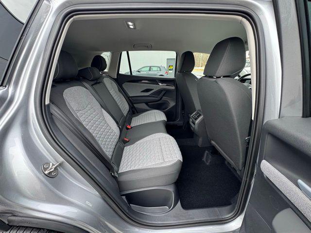 new 2025 Volkswagen Tiguan car, priced at $31,586