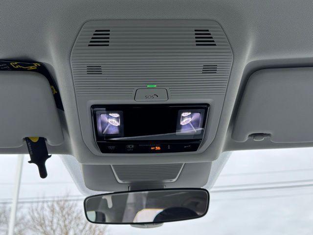 new 2025 Volkswagen Tiguan car, priced at $31,586