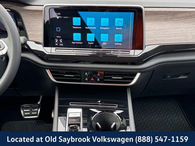 new 2025 Volkswagen Atlas car, priced at $53,841