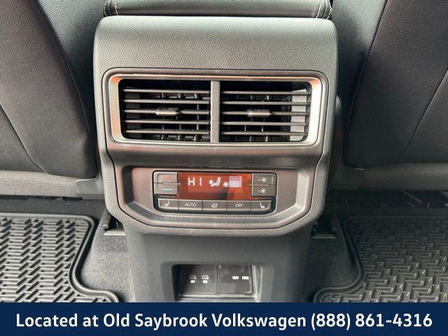 new 2025 Volkswagen Atlas car, priced at $54,841