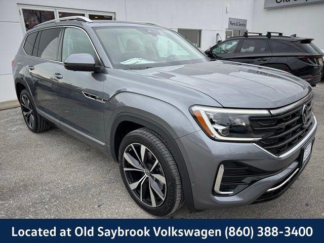 new 2025 Volkswagen Atlas car, priced at $51,238