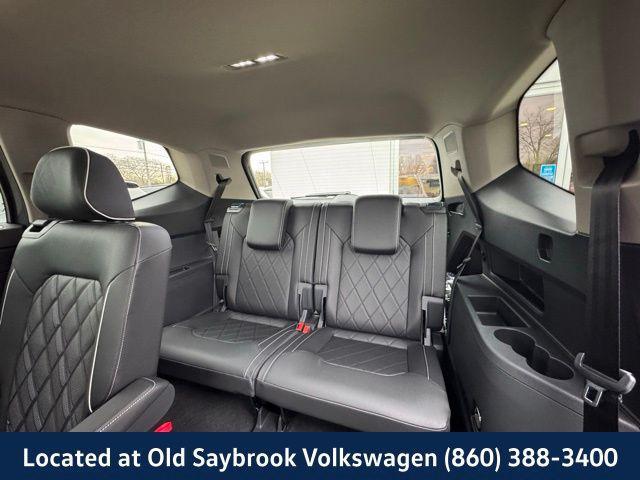 new 2025 Volkswagen Atlas car, priced at $51,238