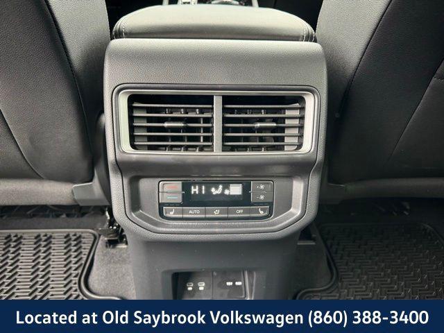 new 2025 Volkswagen Atlas car, priced at $51,238