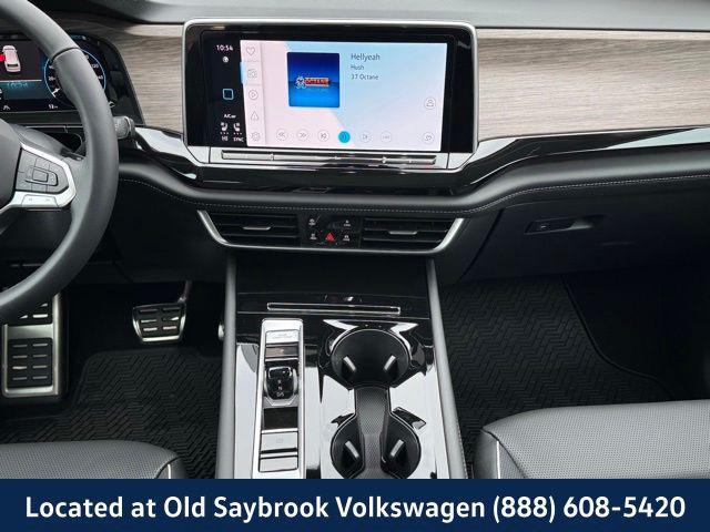 new 2025 Volkswagen Atlas car, priced at $53,331
