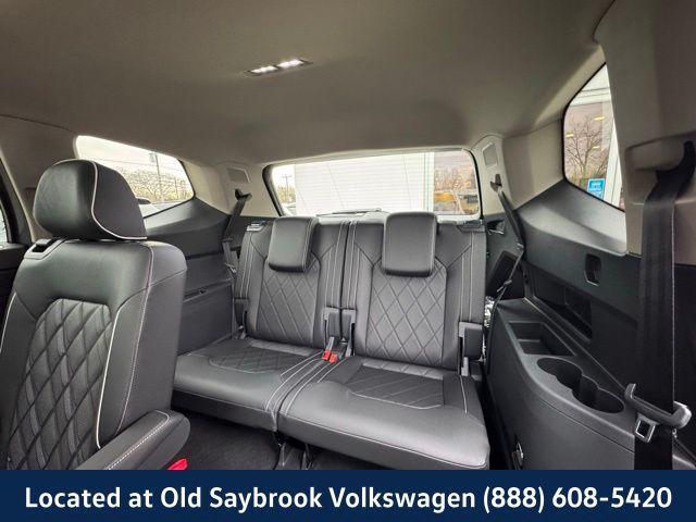 new 2025 Volkswagen Atlas car, priced at $53,331