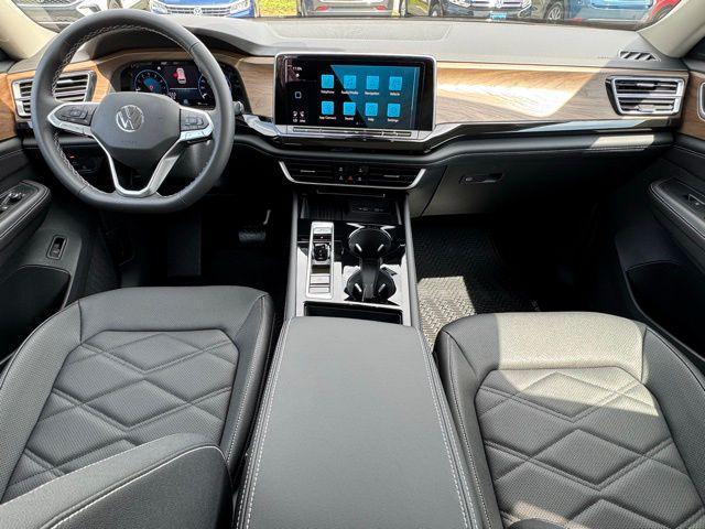 new 2025 Volkswagen Atlas car, priced at $46,700
