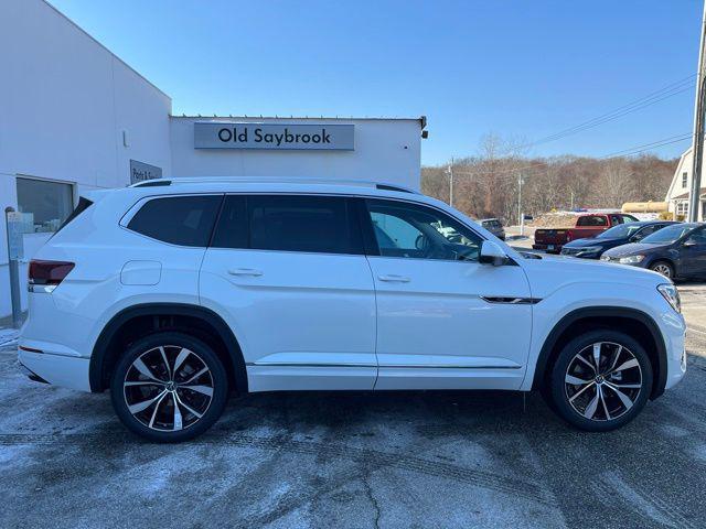 new 2025 Volkswagen Atlas car, priced at $52,207