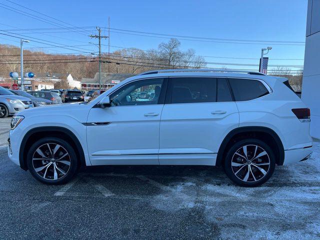 new 2025 Volkswagen Atlas car, priced at $52,207