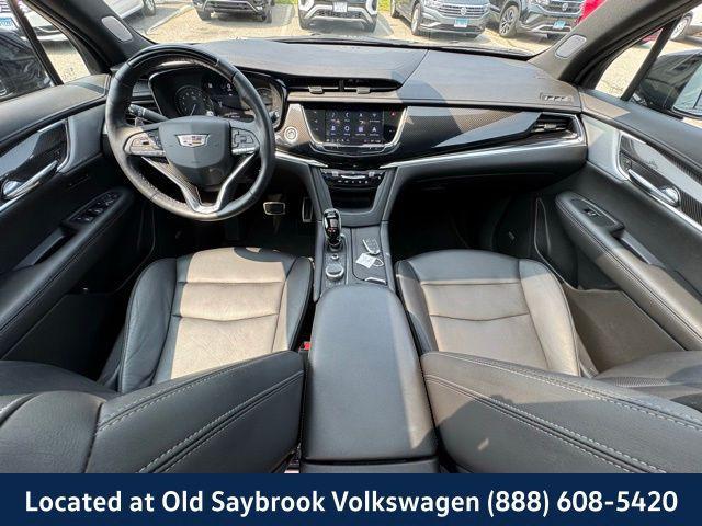 used 2022 Cadillac XT6 car, priced at $38,841