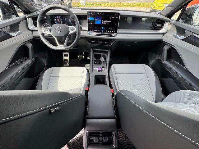 new 2025 Volkswagen Tiguan car, priced at $39,081