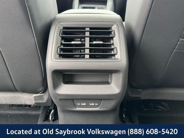 new 2025 Volkswagen Tiguan car, priced at $35,460