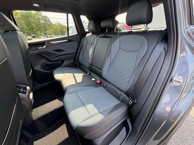 new 2025 Volkswagen Tiguan car, priced at $39,254