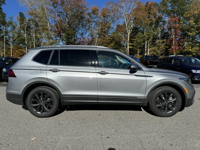 new 2024 Volkswagen Tiguan car, priced at $33,743