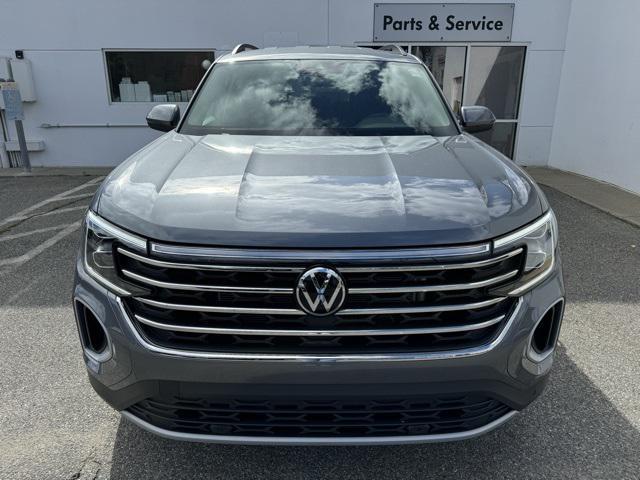 new 2024 Volkswagen Atlas car, priced at $42,395