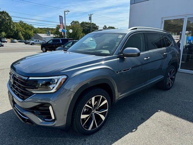 new 2024 Volkswagen Atlas car, priced at $53,090