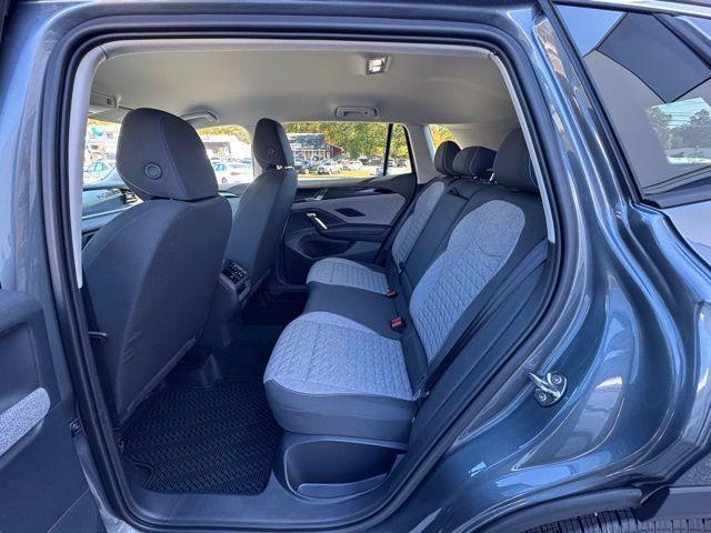 new 2026 Volkswagen Tiguan car, priced at $33,992