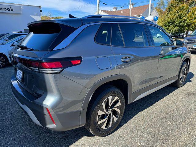 new 2026 Volkswagen Tiguan car, priced at $33,992