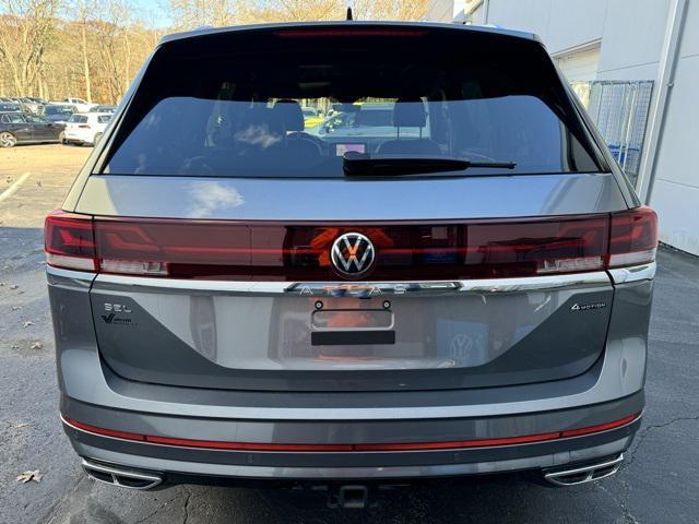 used 2024 Volkswagen Atlas car, priced at $45,905