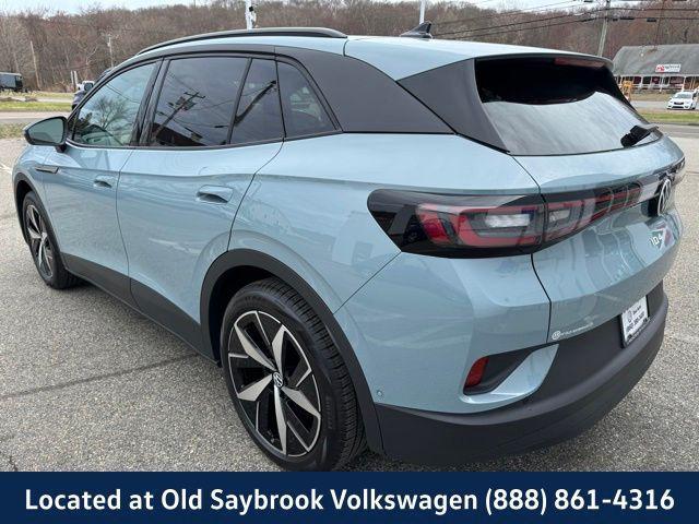 new 2025 Volkswagen ID.4 car, priced at $47,276