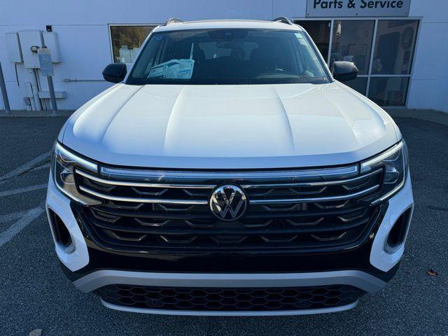 new 2025 Volkswagen Atlas car, priced at $46,135