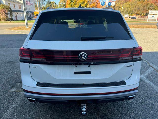 new 2025 Volkswagen Atlas car, priced at $46,135