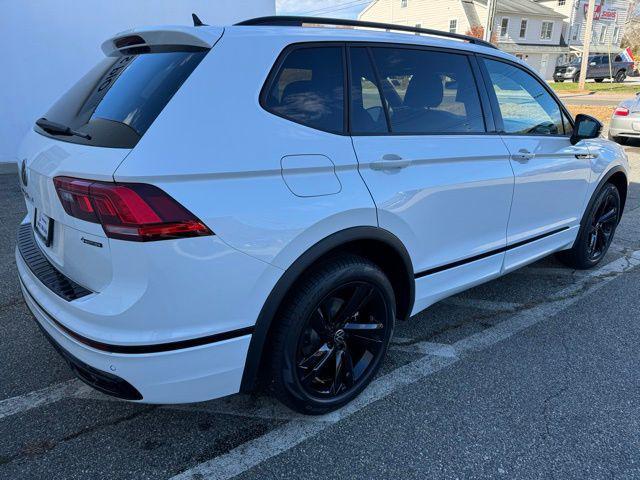 new 2024 Volkswagen Tiguan car, priced at $37,413