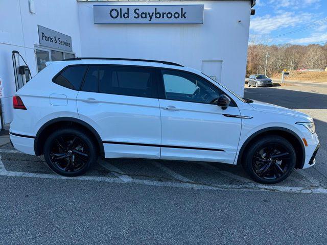 new 2024 Volkswagen Tiguan car, priced at $37,413