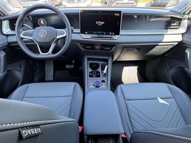 new 2025 Volkswagen Tiguan car, priced at $35,182