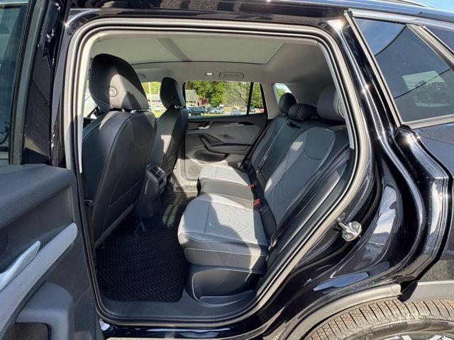 new 2025 Volkswagen Tiguan car, priced at $35,494