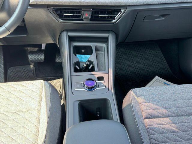 new 2025 Volkswagen Tiguan car, priced at $32,371