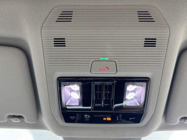 new 2025 Volkswagen Atlas car, priced at $48,220