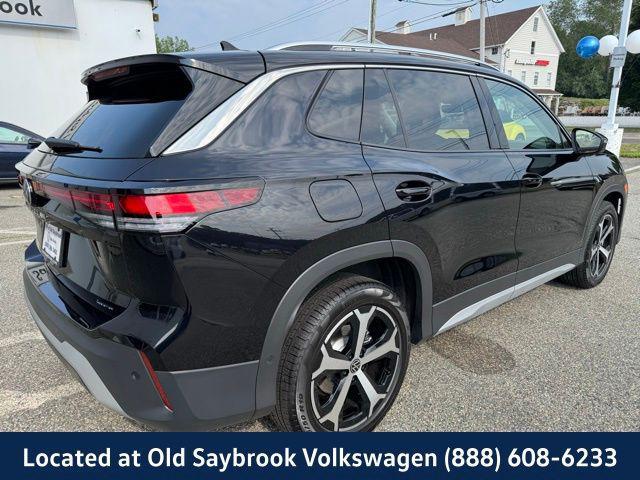 used 2025 Volkswagen Tiguan car, priced at $35,784