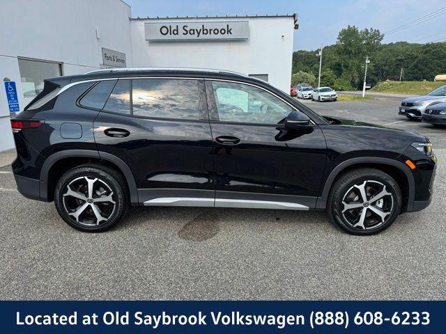 used 2025 Volkswagen Tiguan car, priced at $35,784