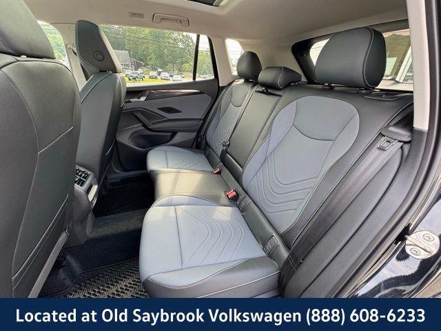 used 2025 Volkswagen Tiguan car, priced at $35,784