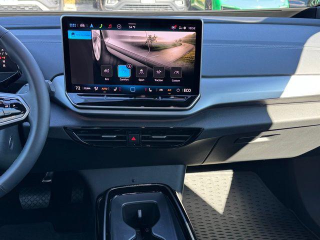 new 2025 Volkswagen ID.4 car, priced at $46,282