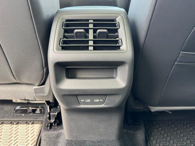 new 2025 Volkswagen Tiguan car, priced at $36,962