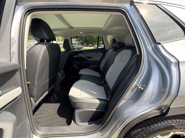new 2025 Volkswagen Tiguan car, priced at $36,962
